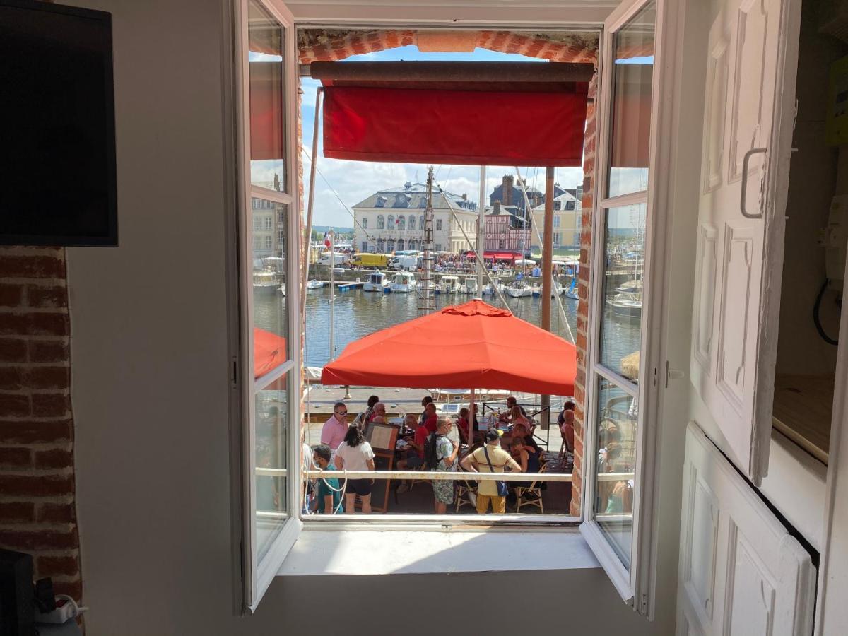 Le Ti Wi Studio En Plein Coeur Du Vieux Bassin Honfleur Eksteriør bilde