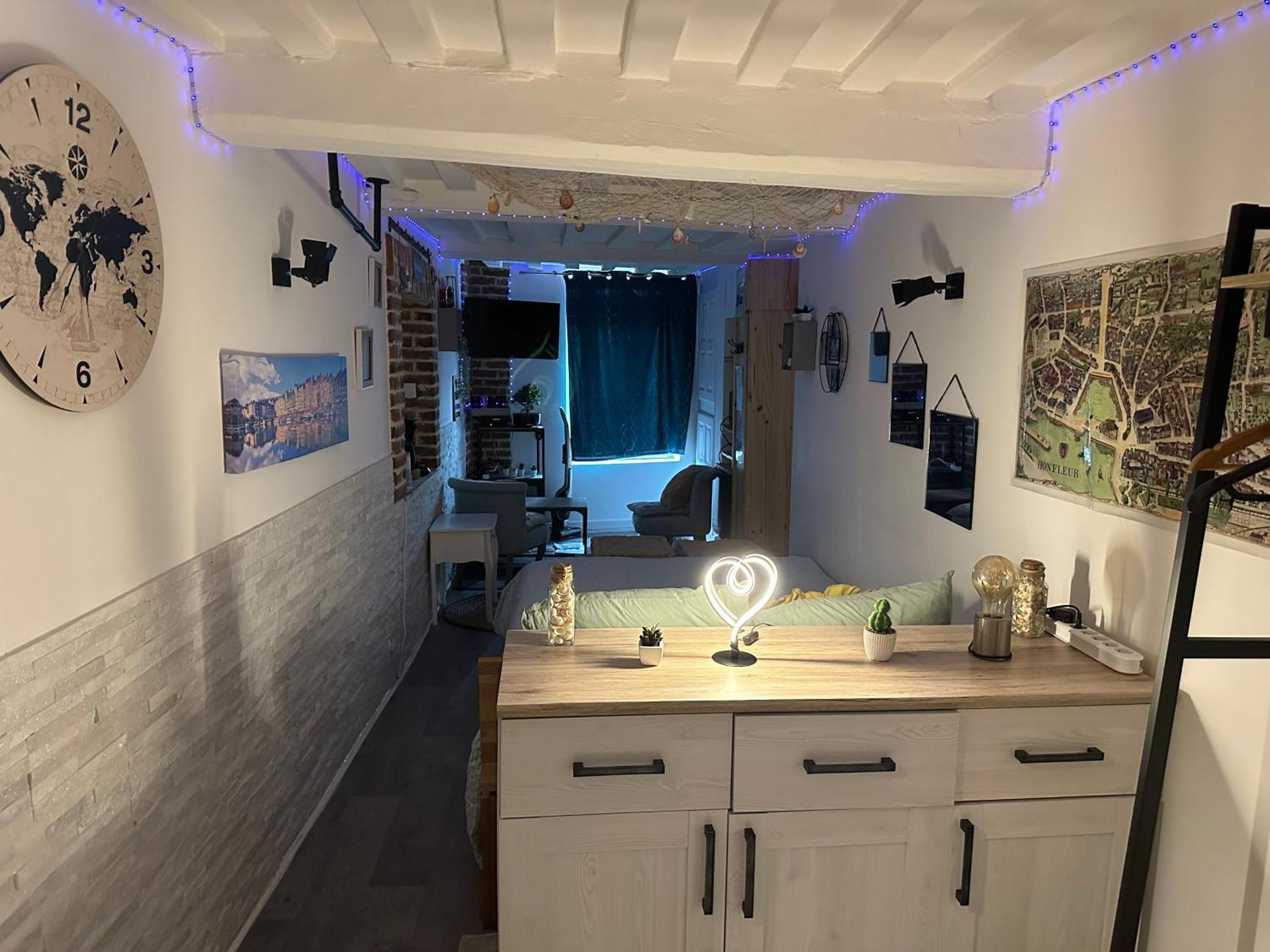 Le Ti Wi Studio En Plein Coeur Du Vieux Bassin Honfleur Eksteriør bilde