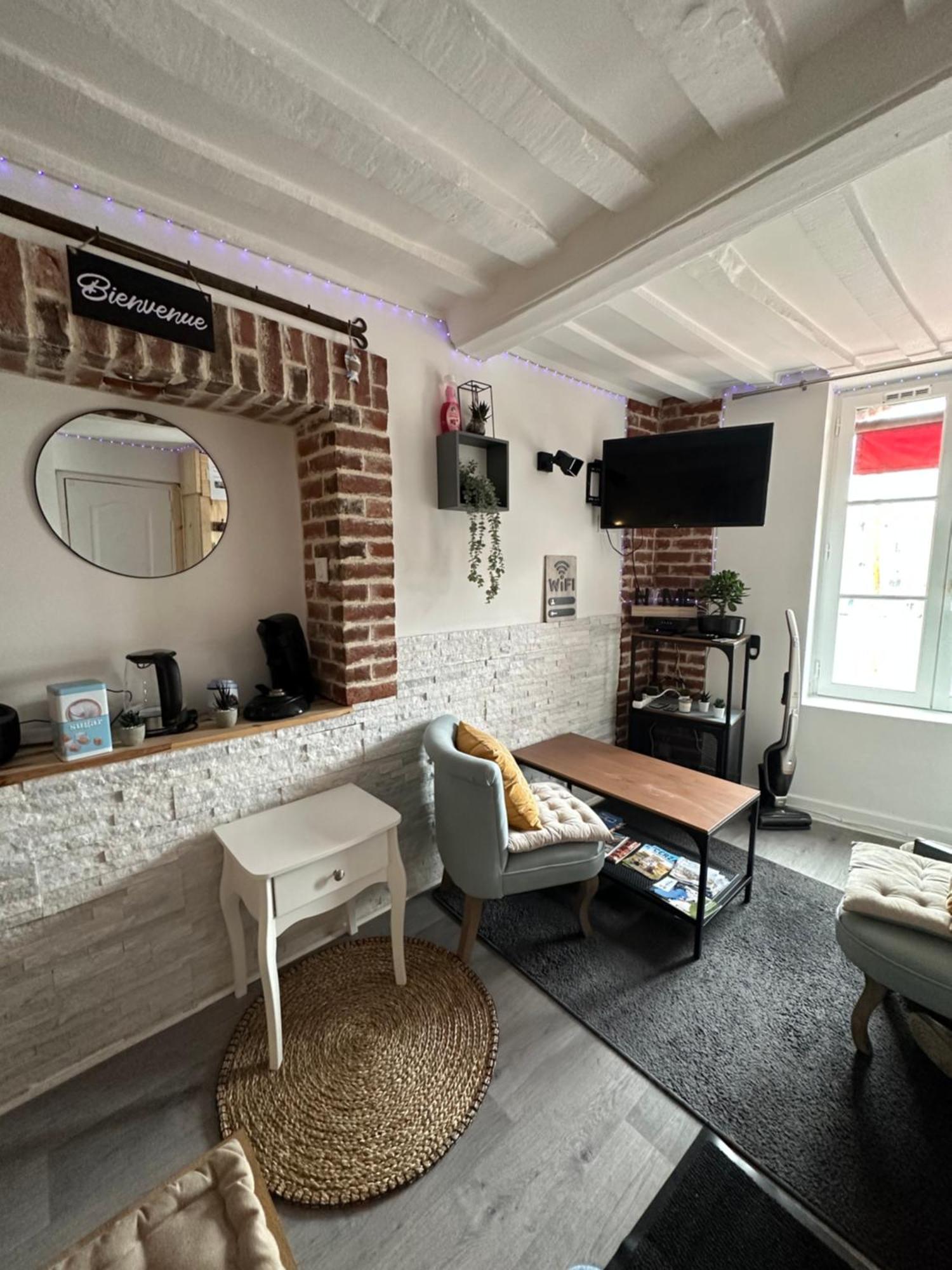 Le Ti Wi Studio En Plein Coeur Du Vieux Bassin Honfleur Eksteriør bilde