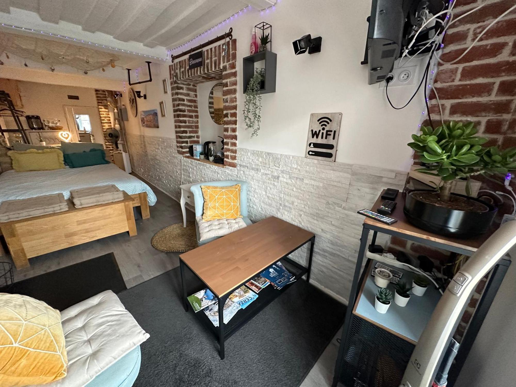 Le Ti Wi Studio En Plein Coeur Du Vieux Bassin Honfleur Eksteriør bilde